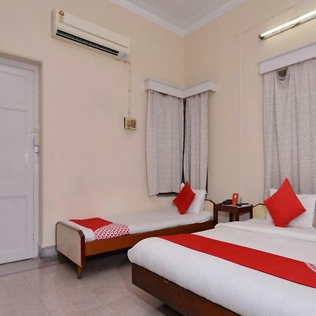Oyo 10826 Sona Guest House Calcuta Exterior foto