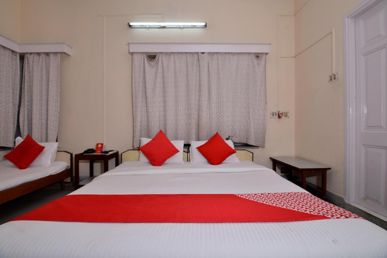 Oyo 10826 Sona Guest House Calcuta Exterior foto